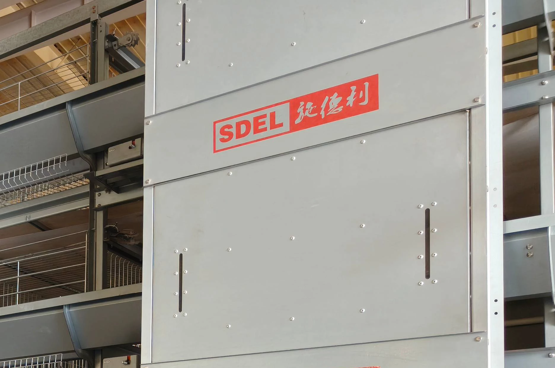 Read more about the article How stack feeding machine Works