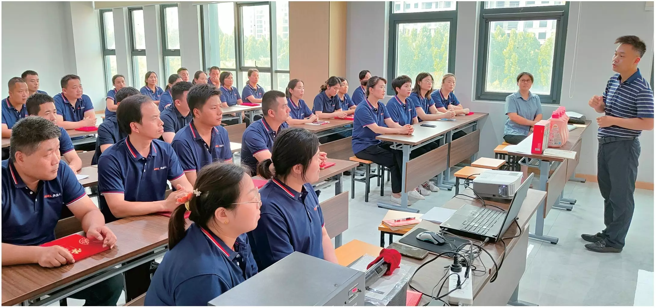 company 4 图片6