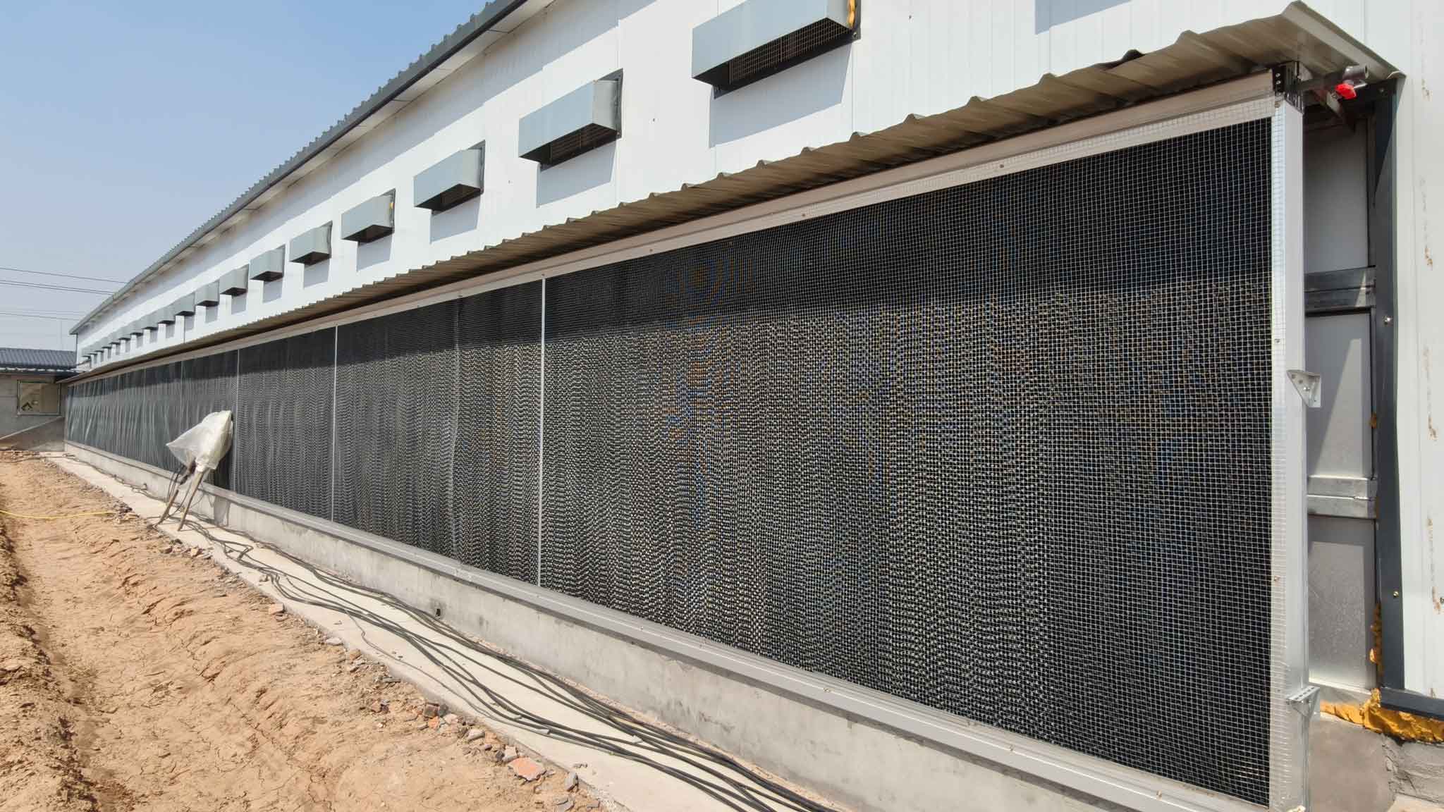 Read more about the article How wide should the ventilation inlets be opened in winter?In the Poultry Climate Control System​